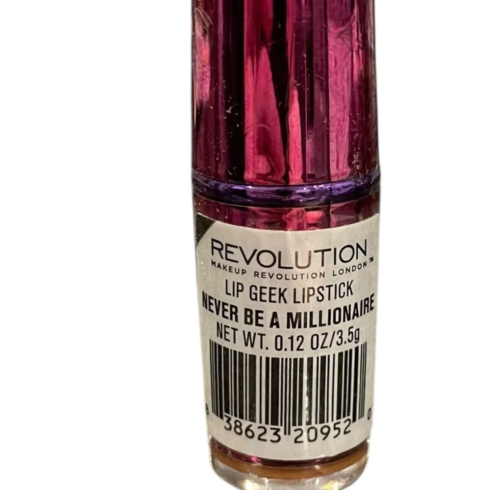 Makeup Revolution Lip Geek‎ Lipstick NEVER BE A MILLIONAIRE New Beige Brown
